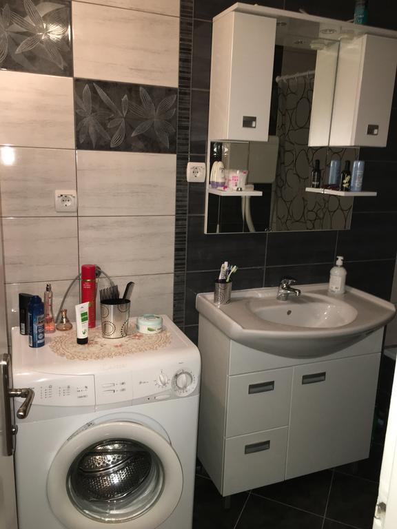 Apartment Milos Belgrad Exteriör bild