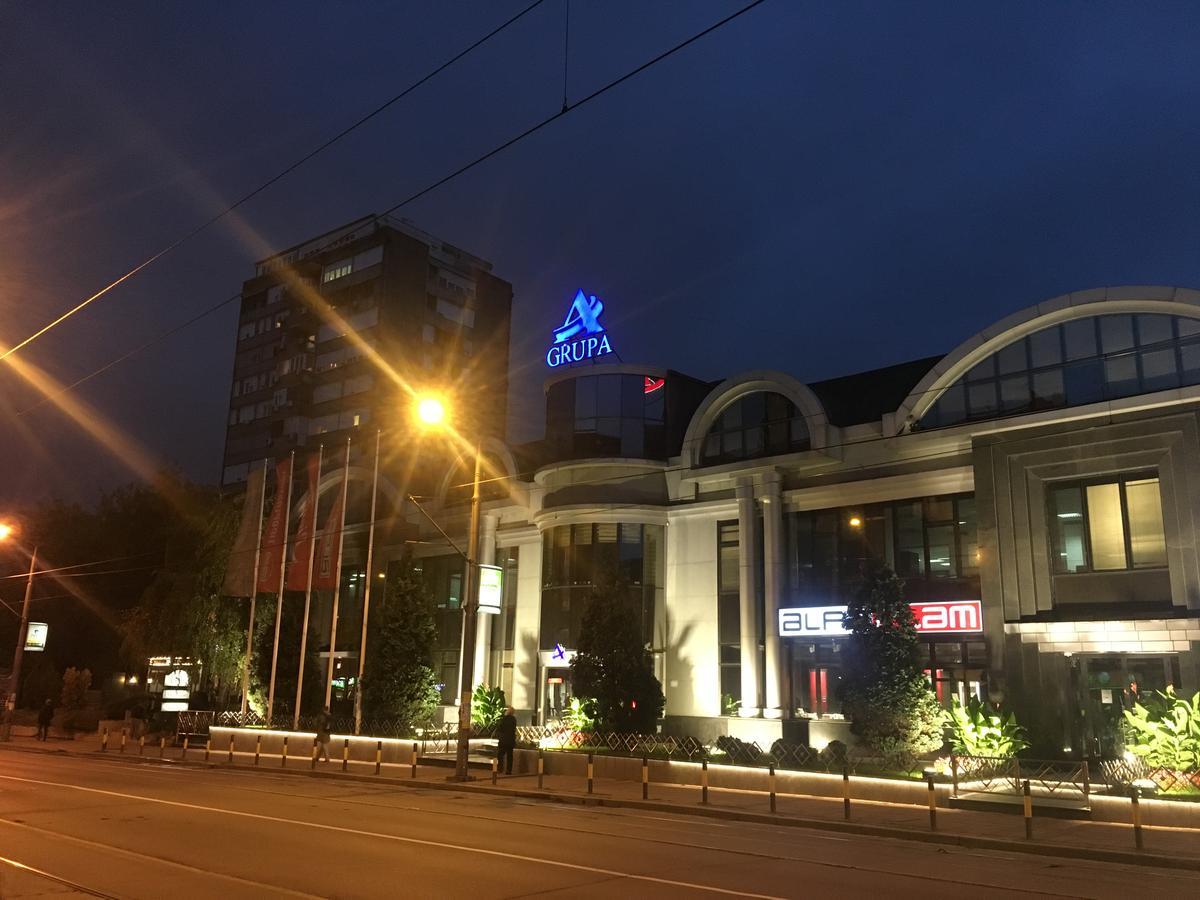 Apartment Milos Belgrad Exteriör bild
